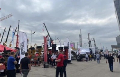 Shandong Yikaide Hydraulic en la exposición CTT de Rusia con fecha del 25 de ...